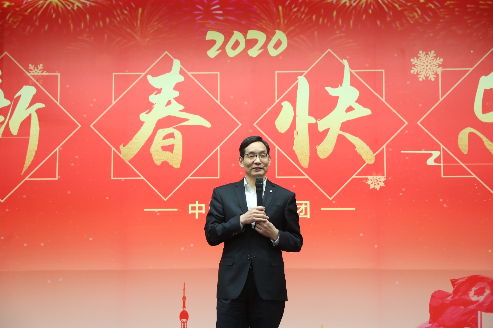 2.周書(shū)記近景.JPG